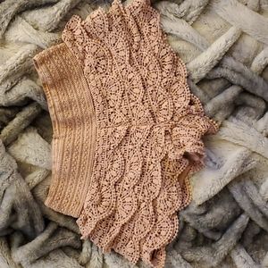 Rewind* Size small (25/26) Blush crochet shorts